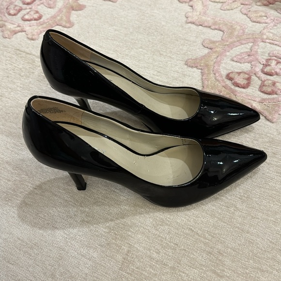 NINE WEST HEELS SIZE 7 - Picture 15 of 16